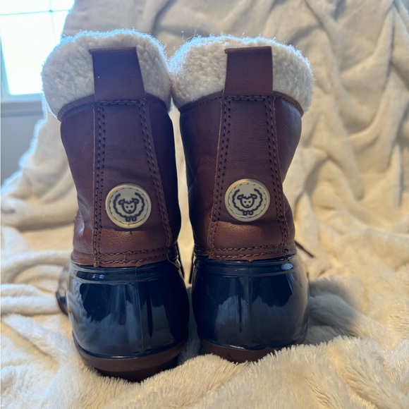 Girls size 4 Adrienne vittadini duck boots - Picture 4 of 4